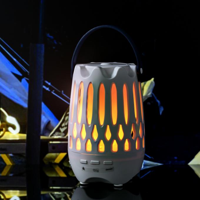 OEM/ODM Logotipo Bluetooth Alto-falante Chama Luz UV Lâmpada de acampamento LED recarregável Mosquito Traças Gnats Catcher Insetos voadores Trapa pegajosa 1